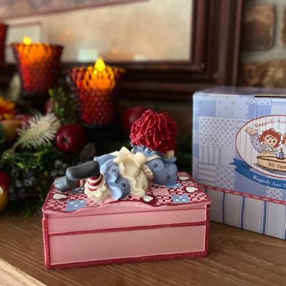 ❤️Vintage Musical Raggedy Ann Jewelry Box‼️FINAL SALE - Picture 6 of 7